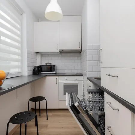 公寓 Sunny Opolska With Balcony In By Renters 格但斯克